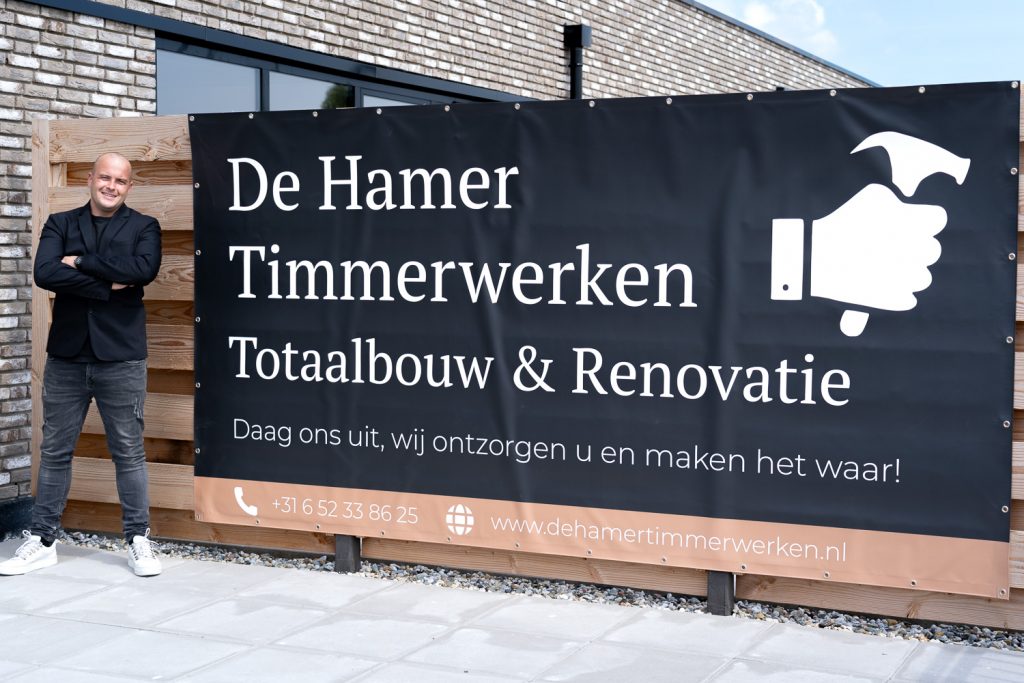 De hamer timmerwerken foto's klein-2